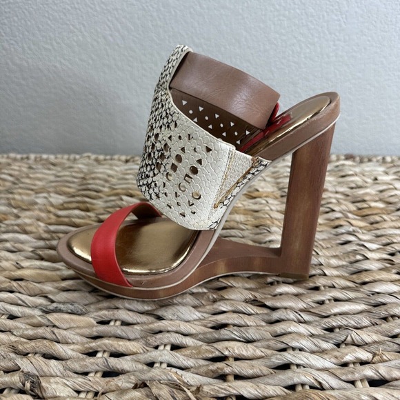 BCBGMAXAZRIA Meteur Snake Red Heel Sandal 7B Coral High Heel - Picture 2 of 13